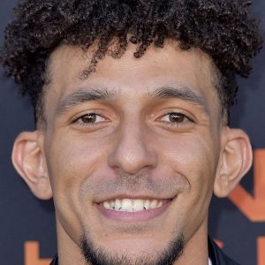 Khleo Thomas.jpg