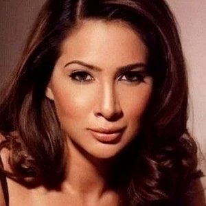 Kim Sharma.jpg