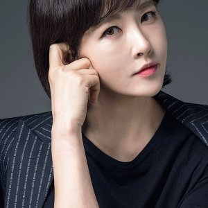 Kim Sun-a.jpg