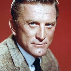 Kirk Douglas.jpg