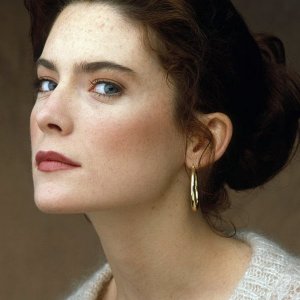 Lara Flynn Boyle.jpg