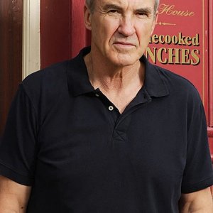 Larry Lamb.jpg