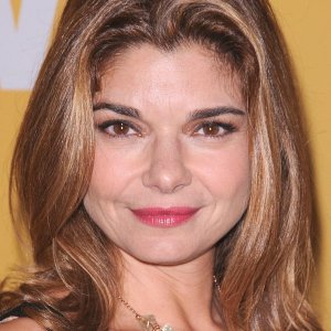 Laura San Giacomo.jpg