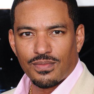 Laz Alonso.jpg