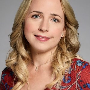 Lecy Goranson.jpg