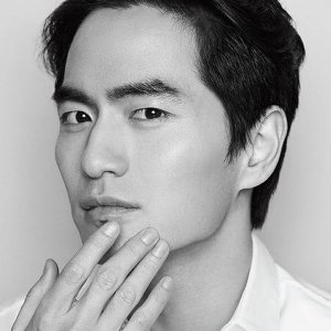 Lee Jin-wook.jpg