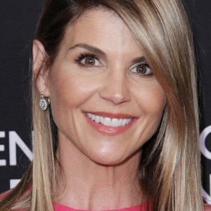 Lori Loughlin.jpg