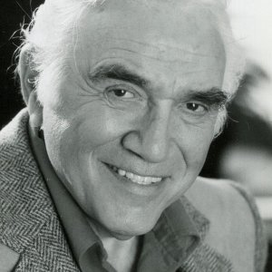 Lorne Greene.jpg