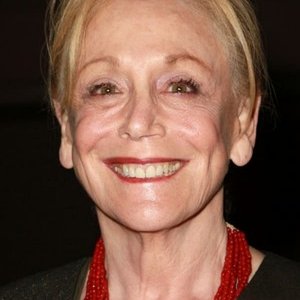 Lorraine Gary.jpg