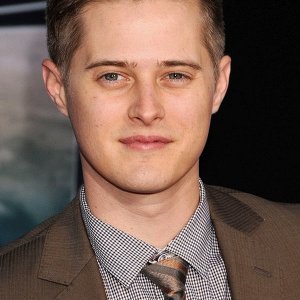 Lucas Grabeel.jpg