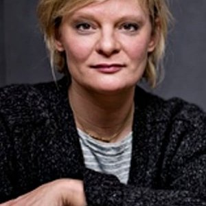 Martha Plimpton.jpg