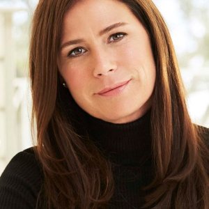 Maura Tierney.jpg