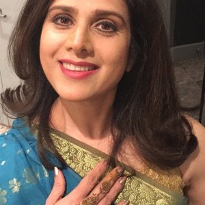 Meenakshi Seshadri.jpg