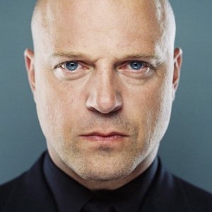 Michael Chiklis.jpg