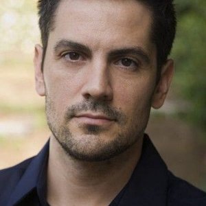 Michael Landes.jpg