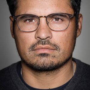 Michael Peña.jpg