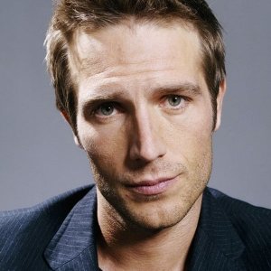 Michael Vartan.jpg