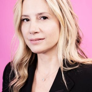 Mira Sorvino.jpg