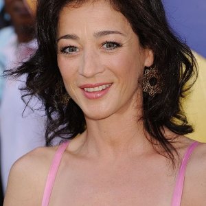 Moira Kelly.jpg