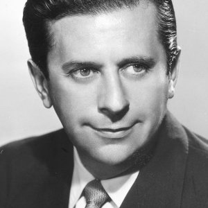 Morey Amsterdam.jpg