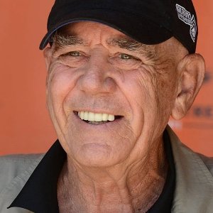 R. Lee Ermey.jpg