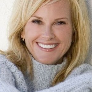 Rebecca Staab.jpg