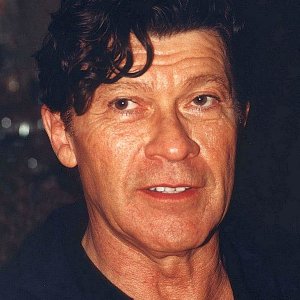 Robbie Robertson.jpg