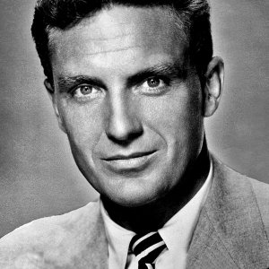 Robert Stack.jpg