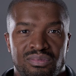 Roger Cross.jpg