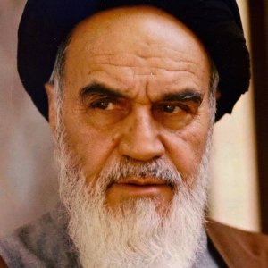 Ruhollah Khomeini.jpg