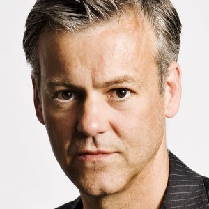 Rupert Graves.jpg