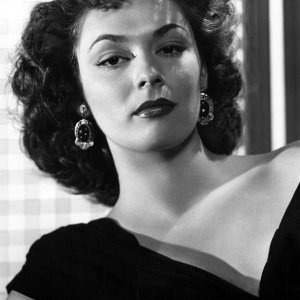 Ruth Roman.jpg