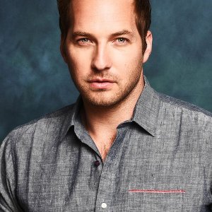 Ryan Hansen.jpg