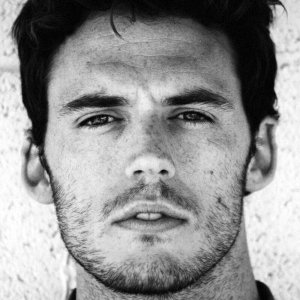 Sam Claflin.jpg