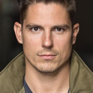 Sean Faris.jpg