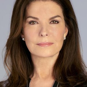 Sela Ward.jpg