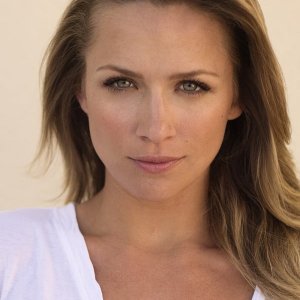 Shantel VanSanten.jpg