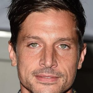 Simon Rex.jpg