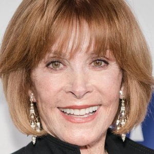 Stefanie Powers.jpg