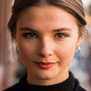 Stefanie Scott.jpg