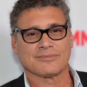 Steven Bauer.jpg