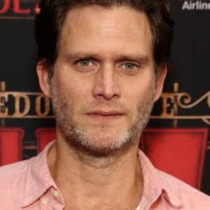 Steven Pasquale.jpg