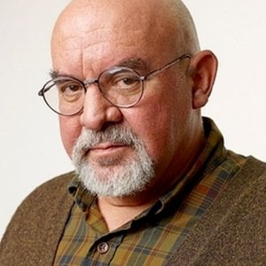 Stuart Gordon.jpg