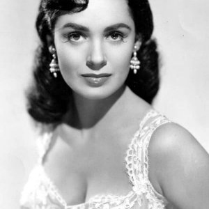 Susan Cabot.jpg