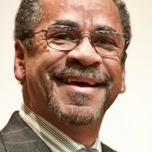 Tim Reid.jpg