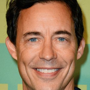 Tom Cavanagh.jpg