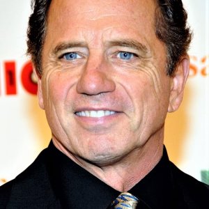 Tom Wopat.jpg