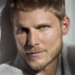 Travis Van Winkle.jpg