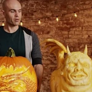 13 Levels of Pumpkin Carving Easy to Complex - 2021高清海报.jpg