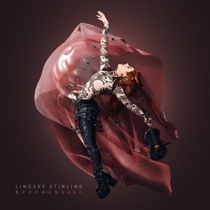 Lindsey Stirling2016《Brave Enough (Deluxe Edition)》专辑封面图片.jpg